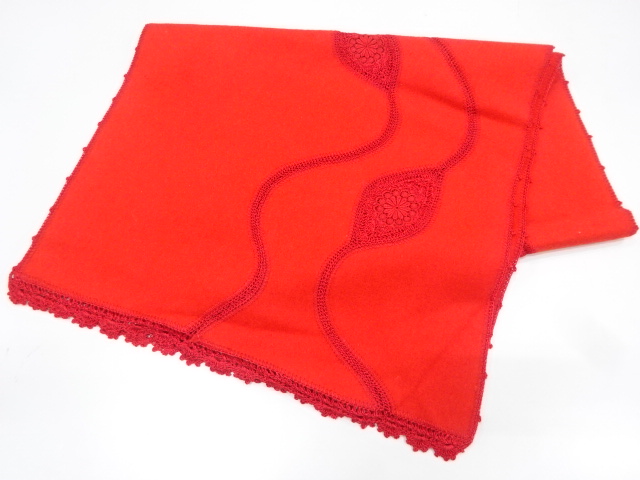 JAPANESE KIMONO / VINTAGE SHAWL / LACE